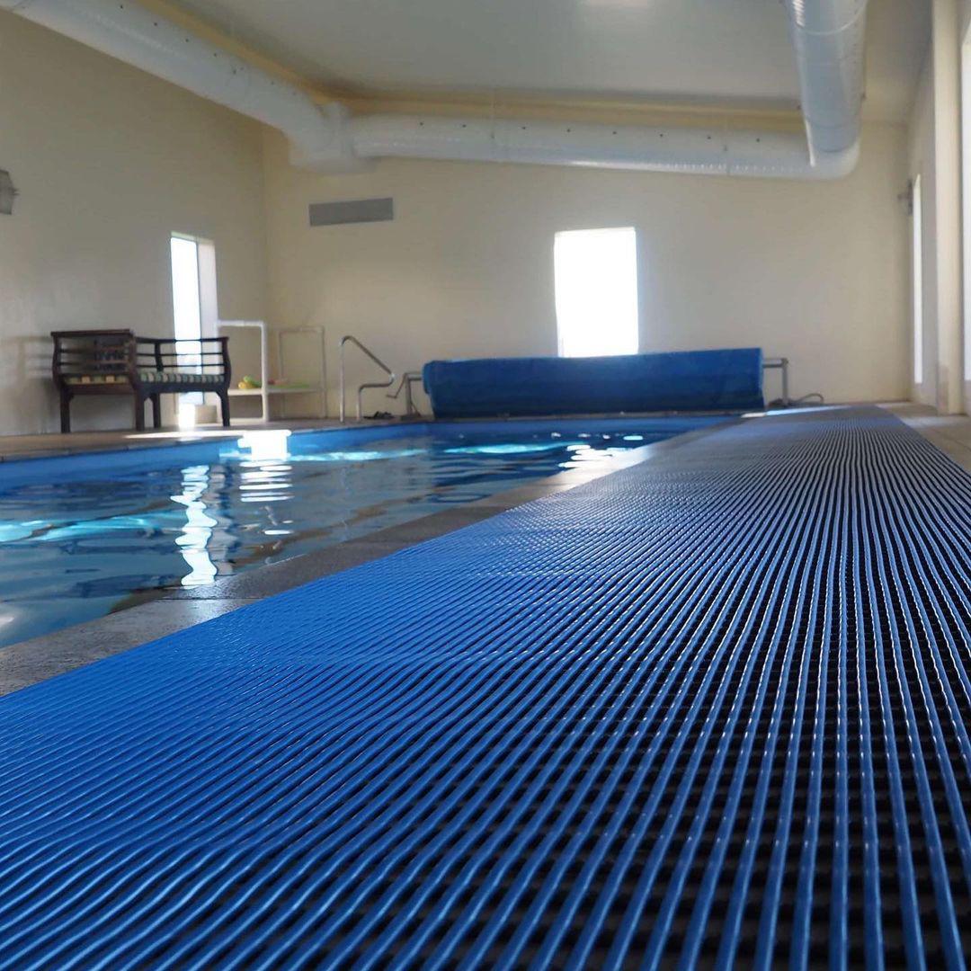 Premium Slip-Resistant Swimming Pool Flooring