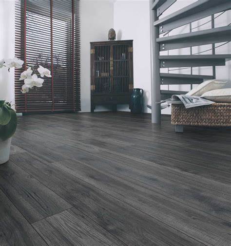 LAMINATE Flooring Item